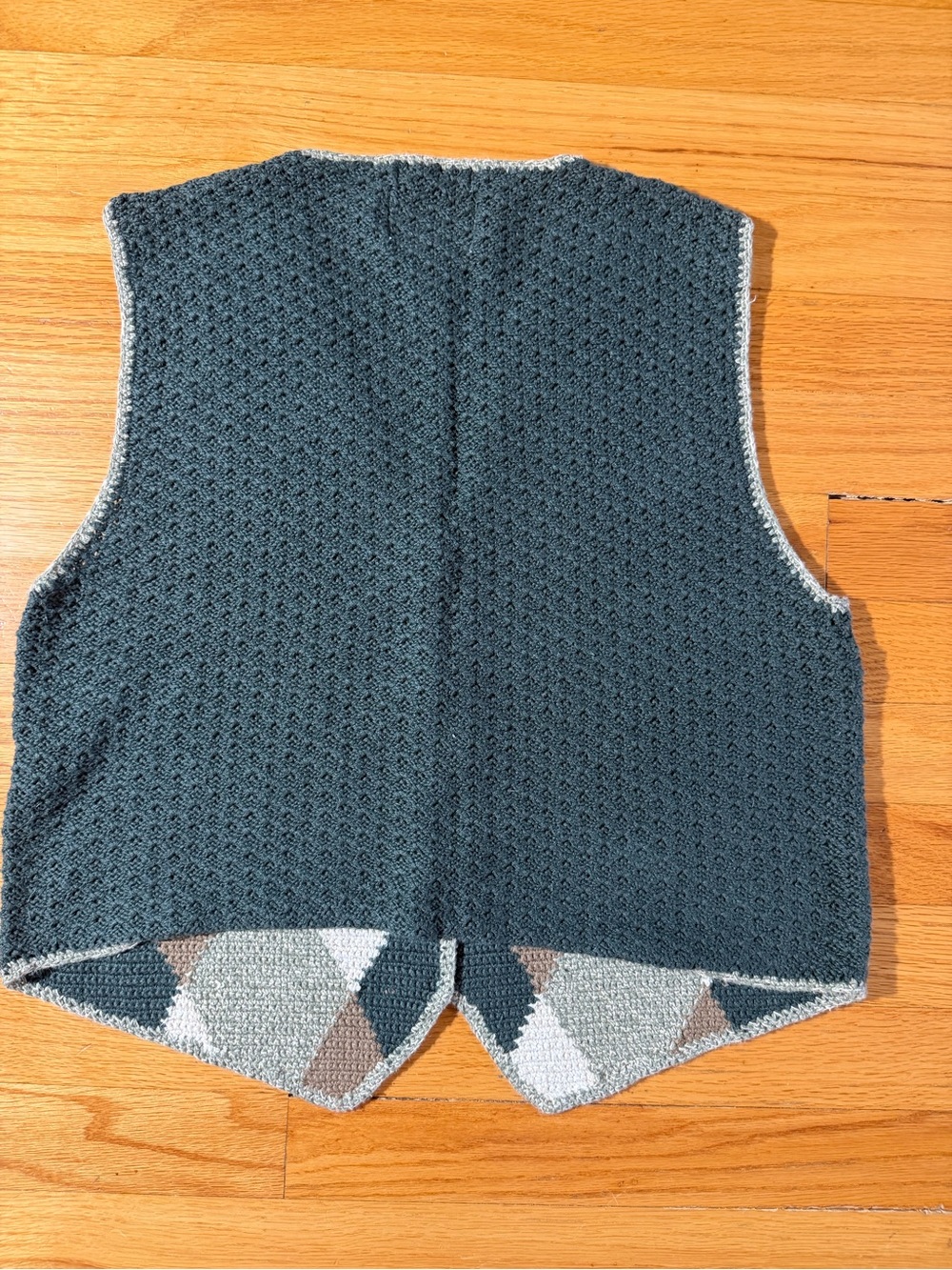Christopher & Banks 2000’s Olive Brown Argyle Hand Knit Vest Size S - Picture 2 of 5